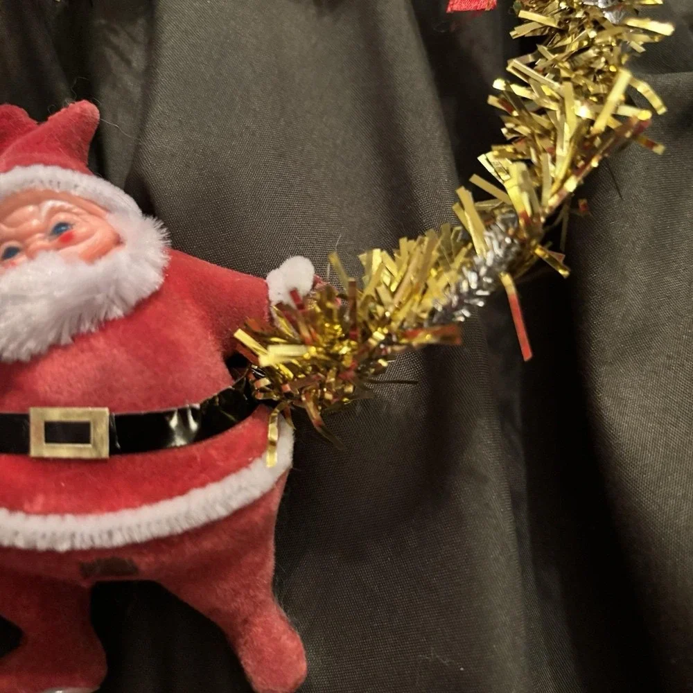 Vtg 1960s Flocked Dancing Santa Christmas Ornament Blow Mold Tinsel Door hanger‎